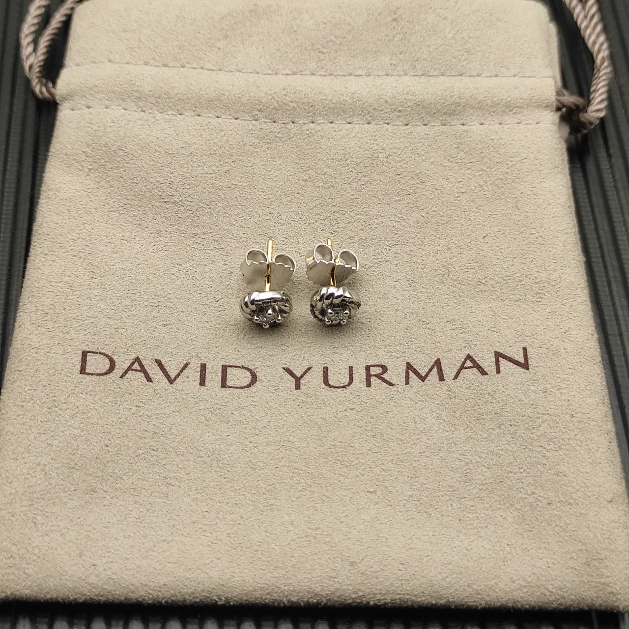 David Yurman Elegant Diamond Stud Earrings